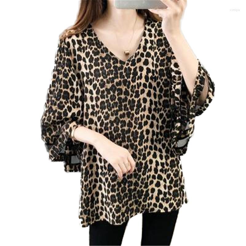Women' Blouses 2022 Women' Blouse Spring Summer Female Chiffon Shirts Leopard Loose Lace Hollow Out Lady Tops V Neck Femme Clothes
Women' Blouses 2022 Women' Blouse Spring Summer Female Chiffon Shirts Leopard Loose Lace Hollow Out Lady Tops V Neck Femme Clothes