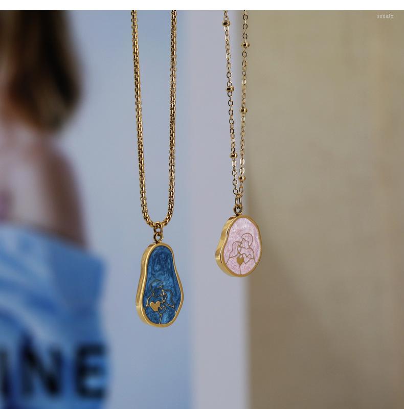 Chains Vintage Enamel Drop Glaze Blue Pink Carving Lovers Kiss Pendant Necklace Irregular Charm Valentine's Day Gift 2022
Chains Vintage Enamel Drop Glaze Blue Pink Carving Lovers Kiss Pendant Necklace Irregular Charm Valentine's Day Gift 2022