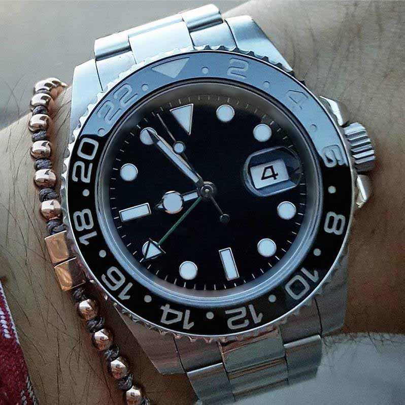 Top sales fully upgraded men's watch automatic mechanical sports movement sapphire glass heart carved digital ceramic bezel silver white physical bracelet watches, Business card case 
Top sales fully upgraded men's watch automatic mechanical sports movement sapphire glass heart carved digital ceramic bezel silver white physical bracelet watches, Business card case