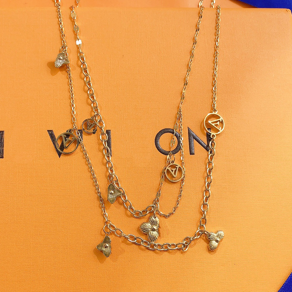 Fashion Double Layer Necklace Famous Designer Necklaces Luxury Design Long Chain 18k Gold Plated Four Leaf Grass Love Necklace Womens Party Birthday Accessories
Fashion Double Layer Necklace Famous Designer Necklaces Luxury Design Long Chain 18k Gold Plated Four Leaf Grass Love Necklace Womens Party Birthday Accessories