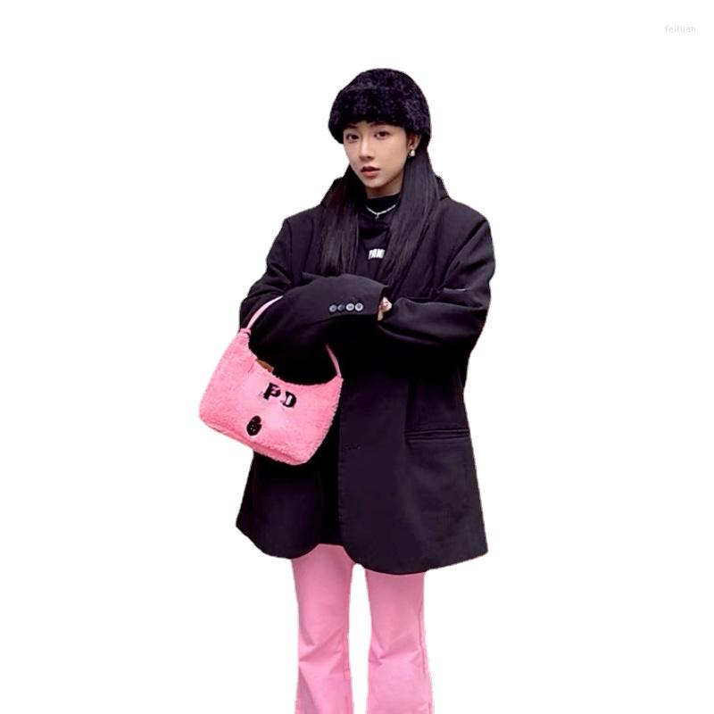 Evening Bags Autumn And Winter 2022 Small Crowd Plush Armpit Bag French Stick Letter Shoulder Designer, Black
Evening Bags Autumn And Winter 2022 Small Crowd Plush Armpit Bag French Stick Letter Shoulder Designer, Black