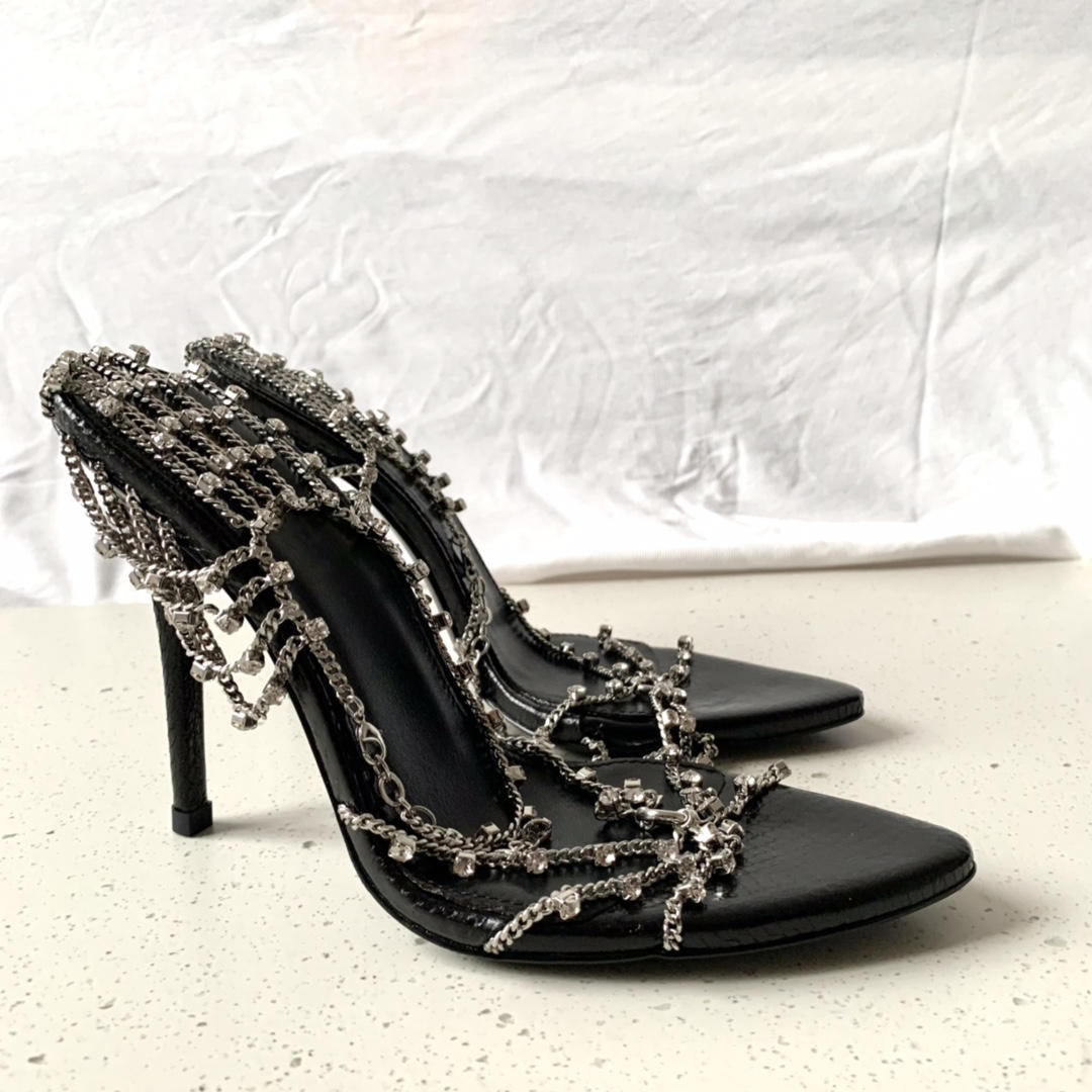 Sexy Metal Chain High Heel Sandals Women's Genuine Leather 2023 Pointed Open Toe Rhinestone High Grade Thin, As pic 1
Sexy Metal Chain High Heel Sandals Women's Genuine Leather 2023 Pointed Open Toe Rhinestone High Grade Thin, As pic 1