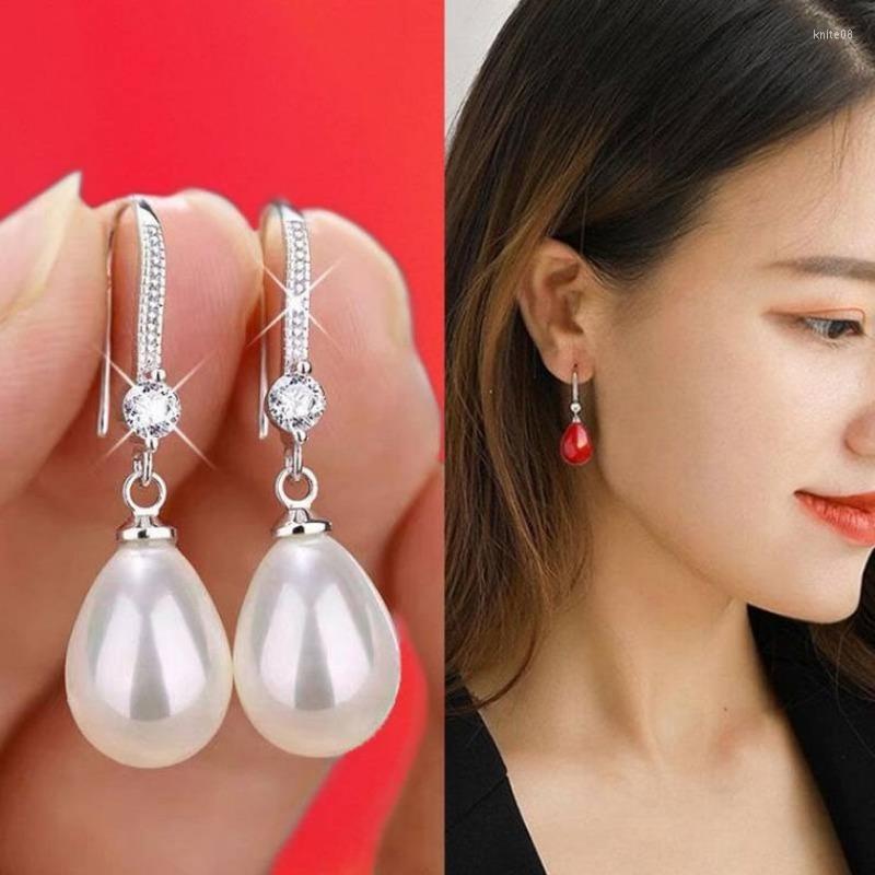 Hoop Earrings Exquisite Fashion Silver Color Water Imitation Pearls Drop For Women Shiny Red Green Round
Hoop Earrings Exquisite Fashion Silver Color Water Imitation Pearls Drop For Women Shiny Red Green Round