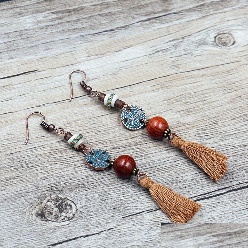 Dangle Chandelier Fashion Jewelry Womens Creative Wooden Beads Vintage Tassles Alloy Dangle Earrings Drop Delivery Dhshg
Dangle Chandelier Fashion Jewelry Womens Creative Wooden Beads Vintage Tassles Alloy Dangle Earrings Drop Delivery Dhshg