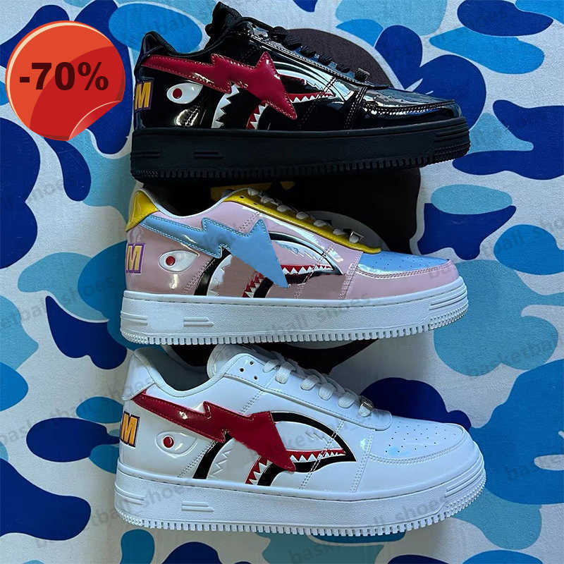 LOW shoesDesigner Bapestas M1 Designer Casual Shoes Camouflage STA Leather Black Shark Face Ape Monkey Shape MEDICOM TOY CAMO SK8
LOW shoesDesigner Bapestas M1 Designer Casual Shoes Camouflage STA Leather Black Shark Face Ape Monkey Shape MEDICOM TOY CAMO SK8