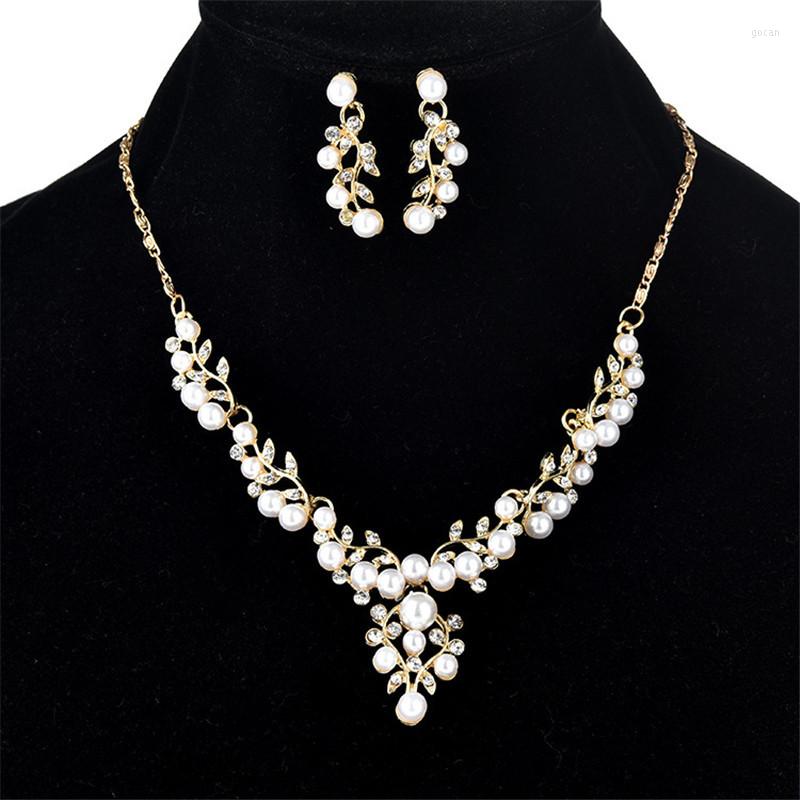 Necklace Earrings Set Elegant Luxury Women Leaf Crystal Wedding Bridal Jewelry Imitation Pearl Earring Party, Picture shown
Necklace Earrings Set Elegant Luxury Women Leaf Crystal Wedding Bridal Jewelry Imitation Pearl Earring Party, Picture shown