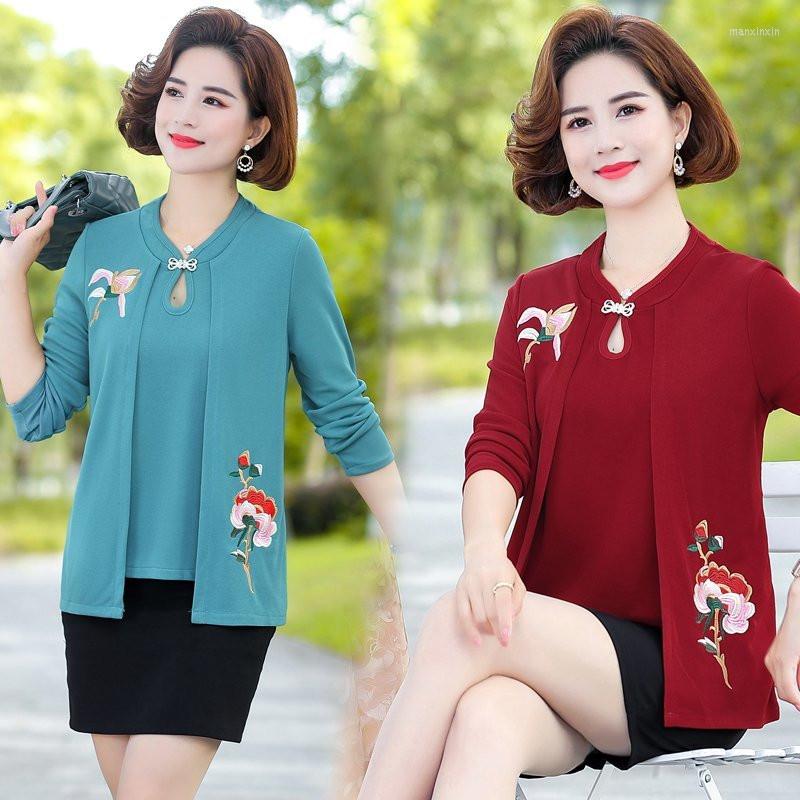Women's Blouses Women Blouse Retro Cheongsam Collar Tops Autumn Long Sleeve Fake Two Pieces Embroidery Shirts Middle Age Old Female, Blue
Women's Blouses Women Blouse Retro Cheongsam Collar Tops Autumn Long Sleeve Fake Two Pieces Embroidery Shirts Middle Age Old Female, Blue