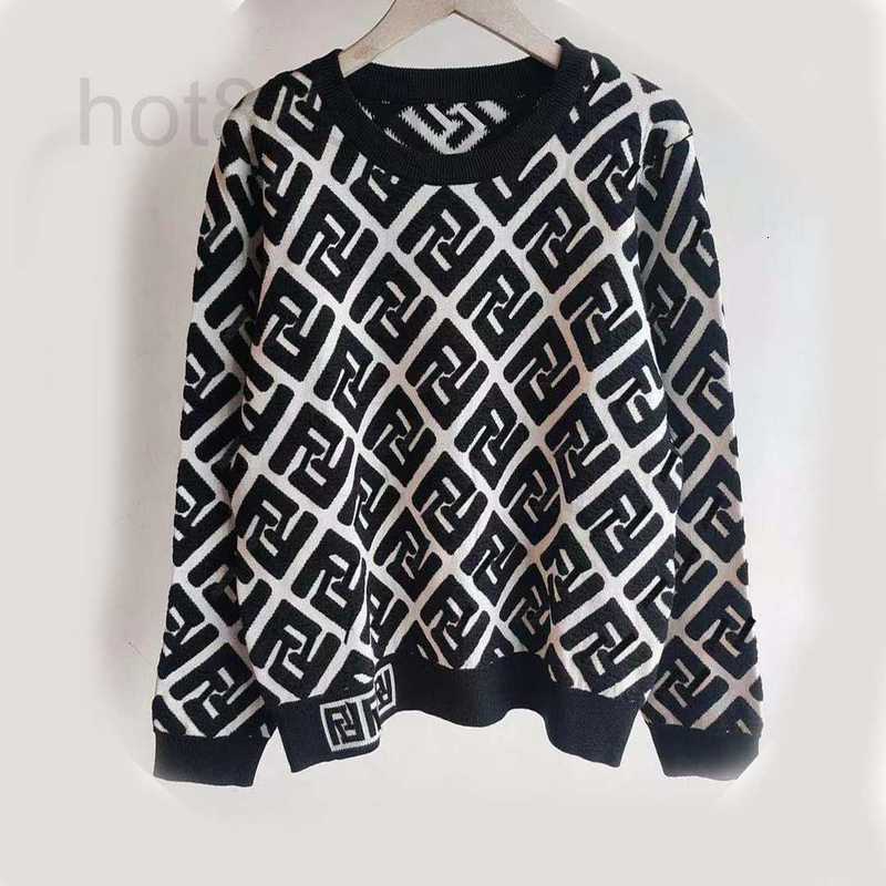 Women's Sweaters designer Designer Women Sweater Knit Letter Knitted Long-sleeved Cardigan Fashion Casual Jacket V-neck Knitwear Shirts U32S
Women's Sweaters designer Designer Women Sweater Knit Letter Knitted Long-sleeved Cardigan Fashion Casual Jacket V-neck Knitwear Shirts U32S