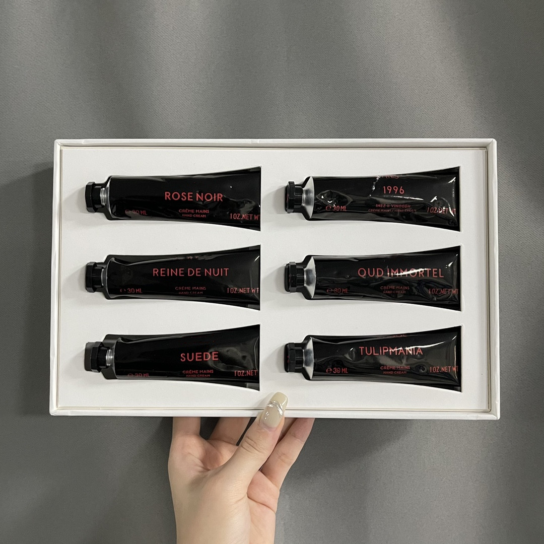 EPACK Perfume Hand Creams & Lotions Style Parfum For Men Fragrance 30ml Long Lasting Time
EPACK Perfume Hand Creams & Lotions Style Parfum For Men Fragrance 30ml Long Lasting Time