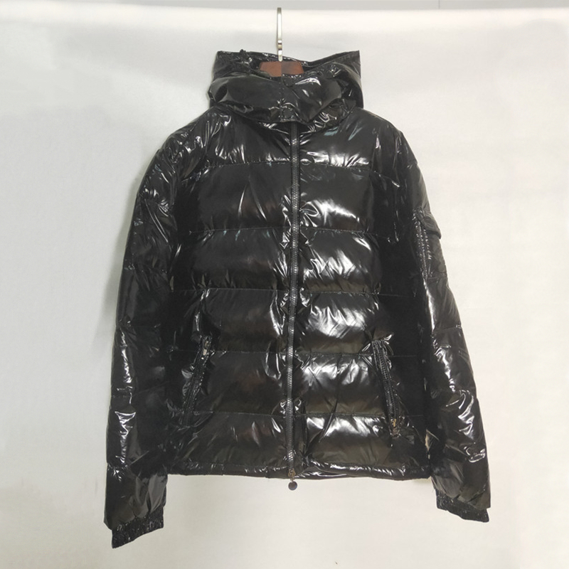 Winter Men down jacket parkas designer coats fashion puff jackets classic Hooded Thick outdoor casual warm feather man outwear Bright black Windbreaker Outerwear, Black-matt
Winter Men down jacket parkas designer coats fashion puff jackets classic Hooded Thick outdoor casual warm feather man outwear Bright black Windbreaker Outerwear, Black-matt