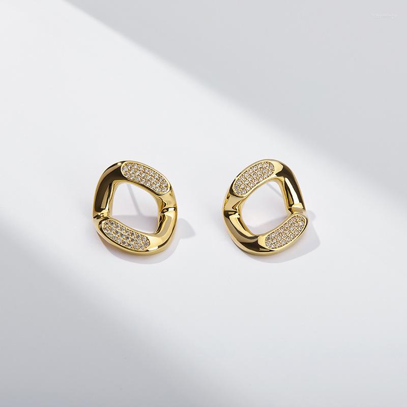 Stud Earrings Fashion High-Grade Elegant Refined Simple Geometric INS Cold Personality Design Sense Of Women Jewelry Wedding Banquet
Stud Earrings Fashion High-Grade Elegant Refined Simple Geometric INS Cold Personality Design Sense Of Women Jewelry Wedding Banquet