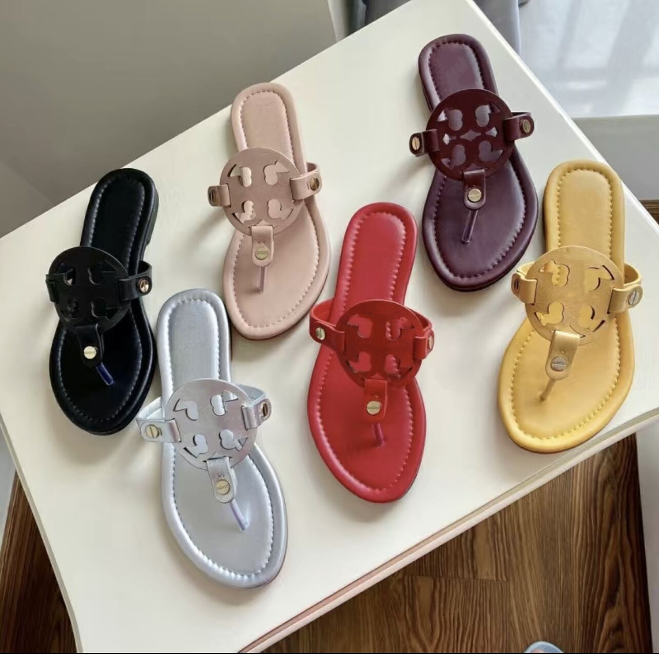 Brand Famous Beach Slippers Classic Flat Heel Summer Designer Fashion Flops Leather Lady Slides Women Shoes Hotel Bath Ladies Sexy Sandals, #11
Brand Famous Beach Slippers Classic Flat Heel Summer Designer Fashion Flops Leather Lady Slides Women Shoes Hotel Bath Ladies Sexy Sandals, #11