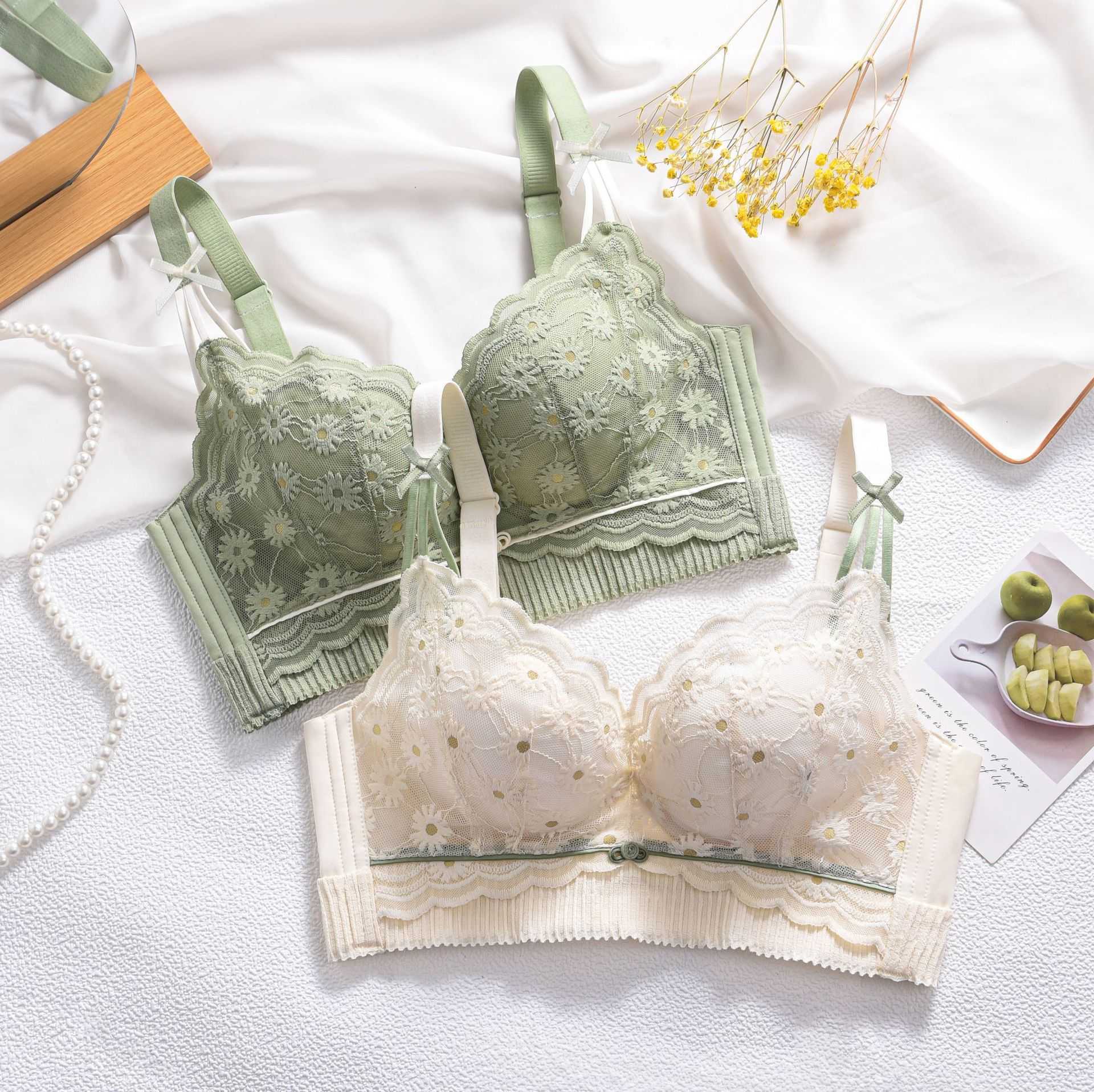 Women's Sexy Set Bras Sets Volcanic Stone Bird's Nt Adjusted Steel Ring Non Marking Small Gathered and Closed Side Breast Thin Underwear Bra, Champagne white 
Women's Sexy Set Bras Sets Volcanic Stone Bird's Nt Adjusted Steel Ring Non Marking Small Gathered and Closed Side Breast Thin Underwear Bra, Champagne white