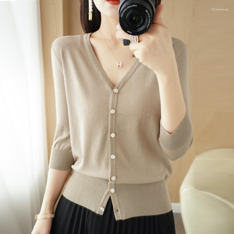 Women' Knits Summer Seven-point Sleeve Top Ice Silk Knitted Cardigan Female V-Neck Sunscreen Short Coat Bottoming Shirt, Green
Women' Knits Summer Seven-point Sleeve Top Ice Silk Knitted Cardigan Female V-Neck Sunscreen Short Coat Bottoming Shirt, Green