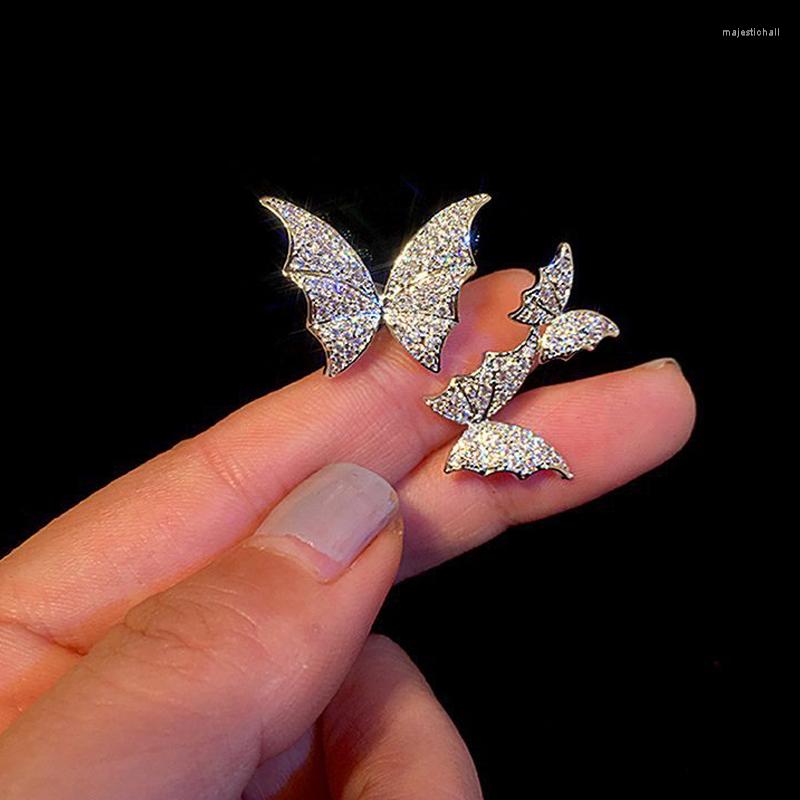 Wedding Rings Fashion Jewelry High-grade Quality Inlaid Shiny Zircon Butterfly Luxury Party Ring For Women
Wedding Rings Fashion Jewelry High-grade Quality Inlaid Shiny Zircon Butterfly Luxury Party Ring For Women