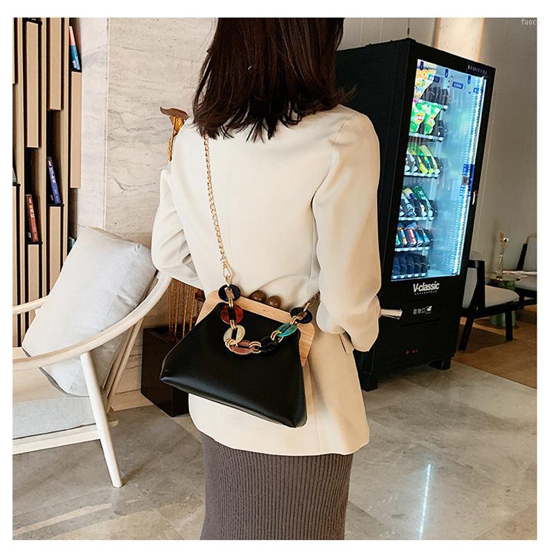 Evening Bags Fashion Texture One Shoulder Chain Portable Shell Bag For Women, White
Evening Bags Fashion Texture One Shoulder Chain Portable Shell Bag For Women, White