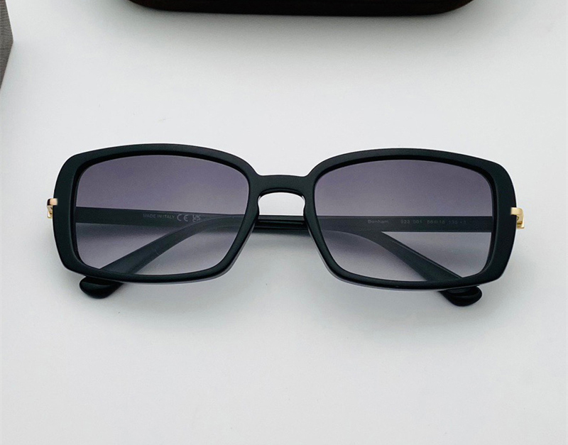 Fashion designer 923 mens women sunglasses classic vintage small frame acetate square shape glasses outdoor leisure versatile style UV Protection come with case
Fashion designer 923 mens women sunglasses classic vintage small frame acetate square shape glasses outdoor leisure versatile style UV Protection come with case