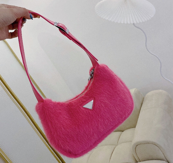 Luxury designer messenger bag Luggage bag Famous handbag lady purse Fashion wool style, White
Luxury designer messenger bag Luggage bag Famous handbag lady purse Fashion wool style, White
