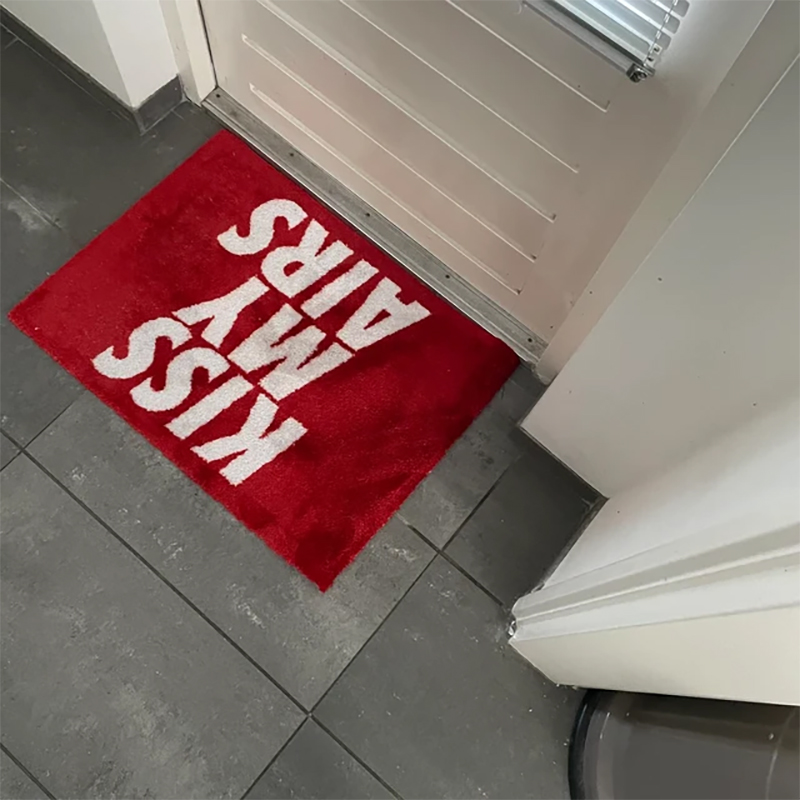 Home Furnishings Artistic Carpet Kiss My Airs Area Rug Hypebeast Collection Parlor Bedroom Playroom Handtufted Trending Floor Mat Supplier
