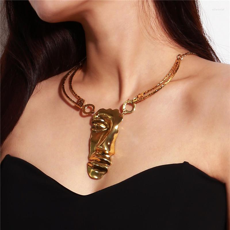 Choker Punk Gold Color Metal Necklaces & Pendants Vintage Big Face Statement Collar 
Choker Punk Gold Color Metal Necklaces & Pendants Vintage Big Face Statement Collar
