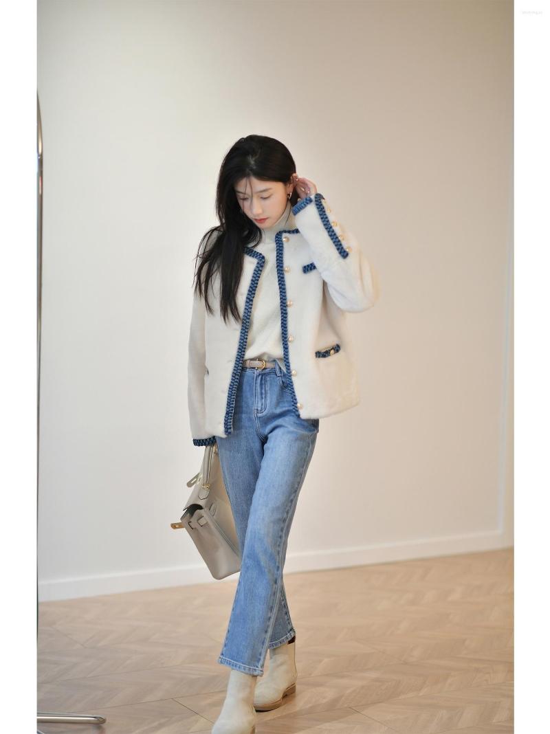 Women's Leather Genuine Real Haining 2023 Australian Wool Classic Fashion Versatile Loose Fur One Body Autumn Winter Coat, Creamy-white
Women's Leather Genuine Real Haining 2023 Australian Wool Classic Fashion Versatile Loose Fur One Body Autumn Winter Coat, Creamy-white