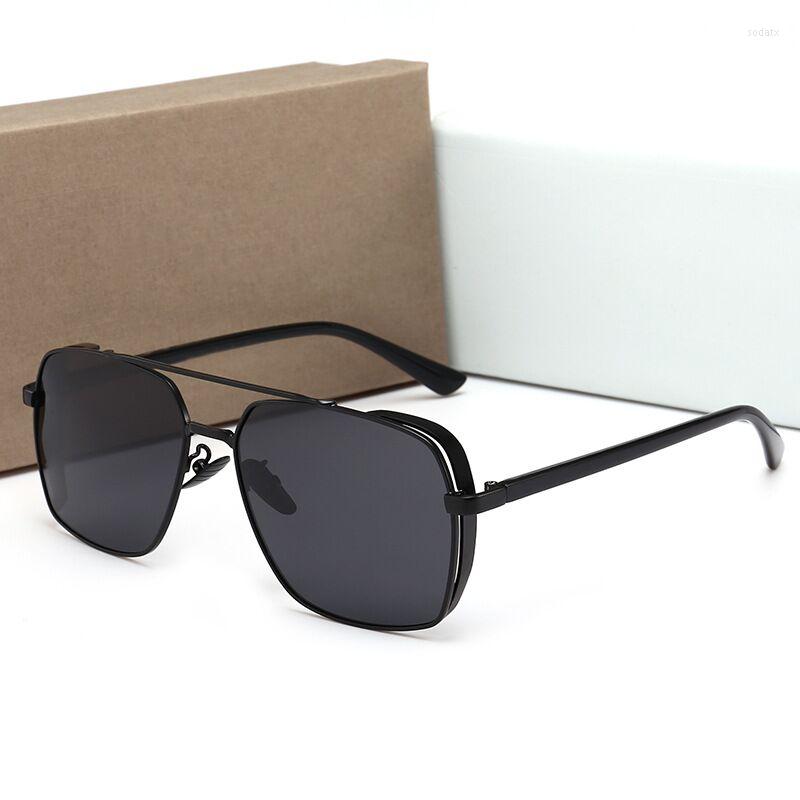 Jewelry Pouches 589 Retro Circular Spectacle Frames For Men And Women With Flat Lens Sunglasses
Jewelry Pouches 589 Retro Circular Spectacle Frames For Men And Women With Flat Lens Sunglasses