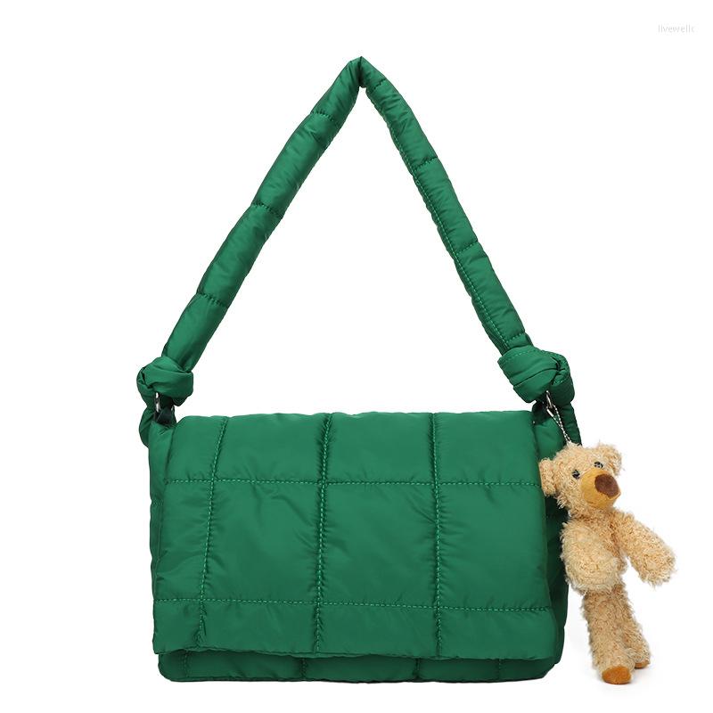 Evening Bags Fashion Nylon Down Cotton Shoulder Bag 2022 Winter Brand Designer Women's Handbag Big Capacity Shopper Travel Messenger, Black shoulder bag
Evening Bags Fashion Nylon Down Cotton Shoulder Bag 2022 Winter Brand Designer Women's Handbag Big Capacity Shopper Travel Messenger, Black shoulder bag