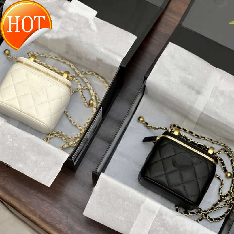 Women's Luxury Designers Hand Bill Shoulder Bags Tote Bag 2023 New Fashion Textured Leather Mini Strap Chain Makeup Bag Factory Direct Sale, Sku
Women's Luxury Designers Hand Bill Shoulder Bags Tote Bag 2023 New Fashion Textured Leather Mini Strap Chain Makeup Bag Factory Direct Sale, Sku