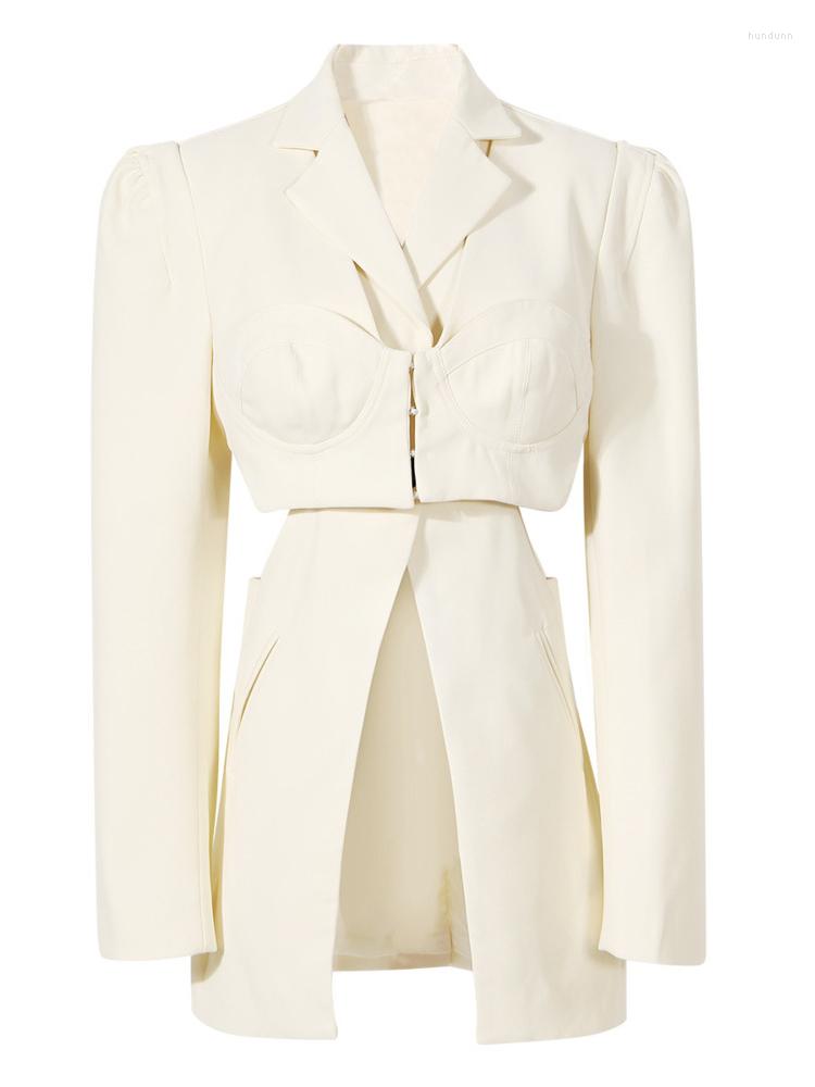 Women' Suits Solid Color Simple Temperament Blazer Women 2022 Autumn Lapel Long Sleeve High Waist Hollow Out Fashion Trend Coat, Beige
Women' Suits Solid Color Simple Temperament Blazer Women 2022 Autumn Lapel Long Sleeve High Waist Hollow Out Fashion Trend Coat, Beige
