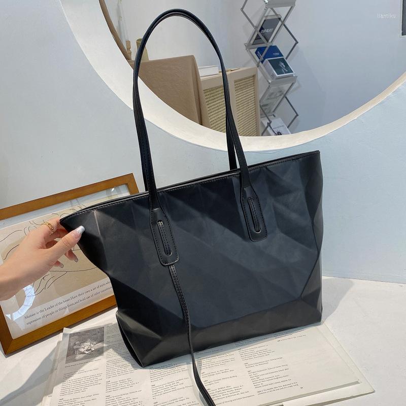 Evening Bags Large-capacity Women's Bag Fashion 2022 Triangle Three-dimensional Ladies Tote Trendy Shoulder Texture Handbag, White
Evening Bags Large-capacity Women's Bag Fashion 2022 Triangle Three-dimensional Ladies Tote Trendy Shoulder Texture Handbag, White