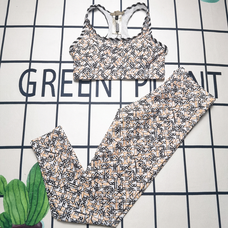 2022 Women Tracksuits 2 Piece Set Knitted Vest Yoga Suit Hip Lifting High Waist Fitness Pants Seamless Sports Bra
2022 Women Tracksuits 2 Piece Set Knitted Vest Yoga Suit Hip Lifting High Waist Fitness Pants Seamless Sports Bra
