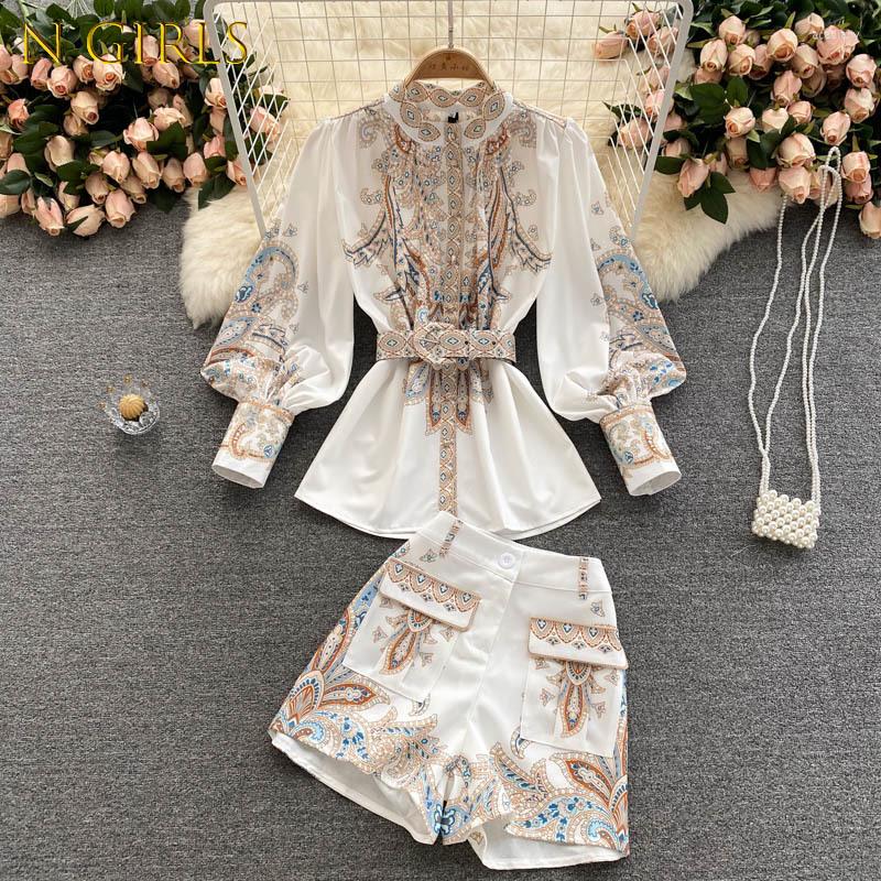 Women's Tracksuits N GIRLS Runway Office Lady Two Piece Shorts Sets Flower Print Lantern Sleeve Belt Shirt Tops Mini Pockets Woman Suits, White
Women's Tracksuits N GIRLS Runway Office Lady Two Piece Shorts Sets Flower Print Lantern Sleeve Belt Shirt Tops Mini Pockets Woman Suits, White