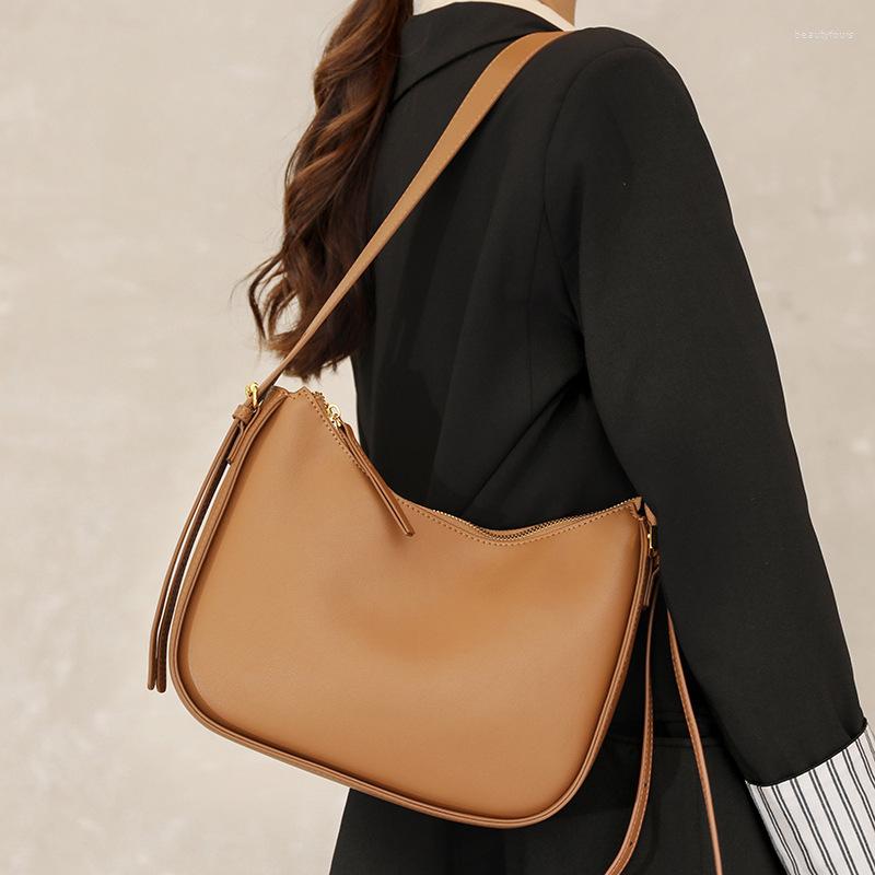 Evening Bags Brand High Quality Genuine Leather Shoulder Bag For Women Simple Solid Natural Cow Female Tote Casual Lady Messenger, Black
Evening Bags Brand High Quality Genuine Leather Shoulder Bag For Women Simple Solid Natural Cow Female Tote Casual Lady Messenger, Black