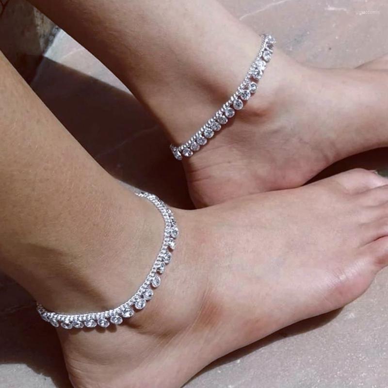 Anklets 1PC Shiny Metal Chain Rhinestone Wedding Anklet Bracelet On The Leg For Women Elegant Round Crystal Pendant Foot Jewelry
Anklets 1PC Shiny Metal Chain Rhinestone Wedding Anklet Bracelet On The Leg For Women Elegant Round Crystal Pendant Foot Jewelry