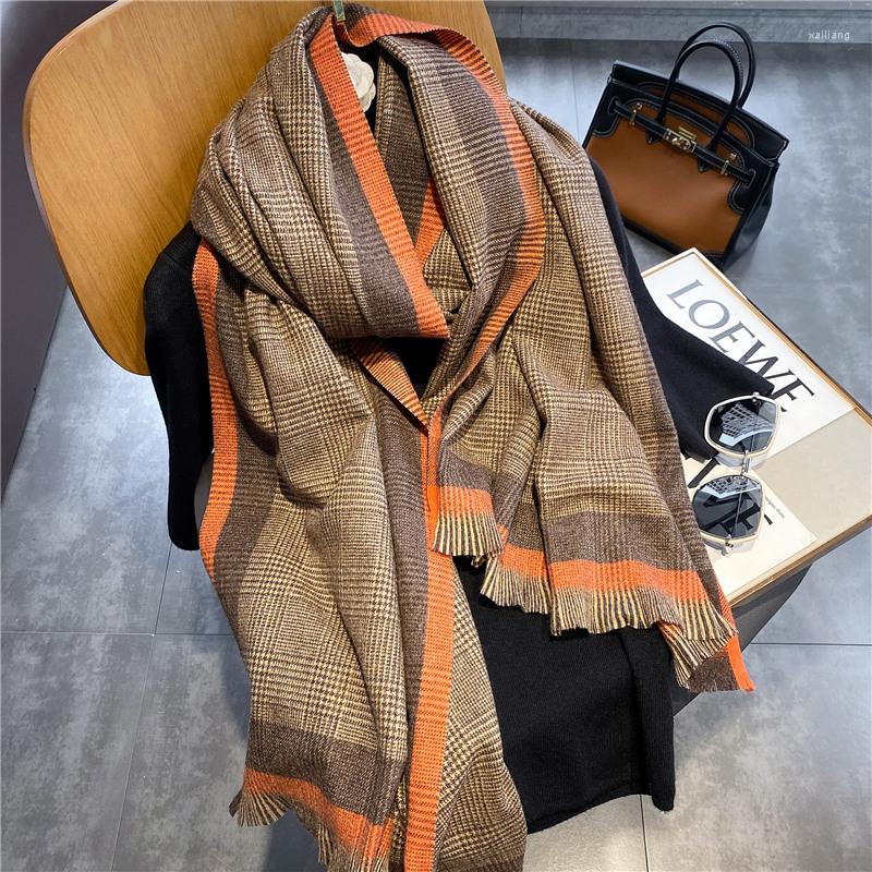 Scarves 2022 Luxury Cashmere Scarf Winter Women's Shawl Warm Blanket Wrap Women Fidelity Hijab Brand Thick Plaid Wholesale
Scarves 2022 Luxury Cashmere Scarf Winter Women's Shawl Warm Blanket Wrap Women Fidelity Hijab Brand Thick Plaid Wholesale
