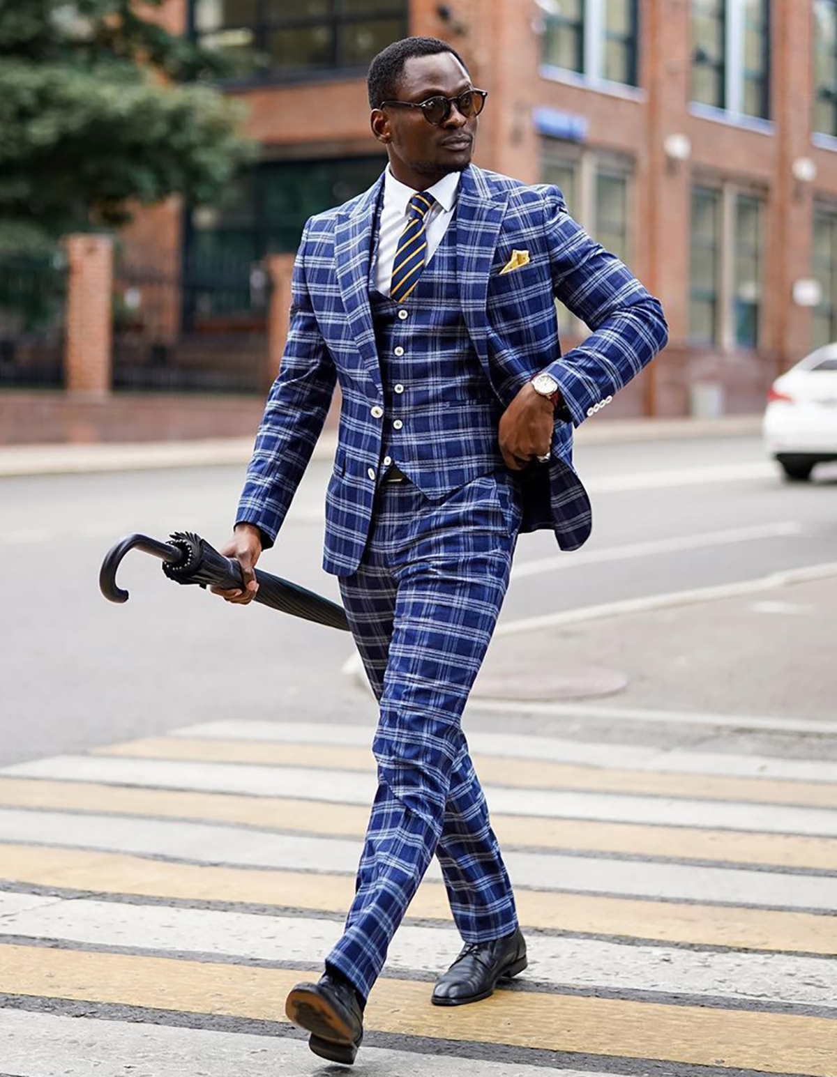 Classic Plaid Check Men Tuxedos 3 Pieces Plus Size Custom Made Handsome Wedding Suits For Business Formal Wear