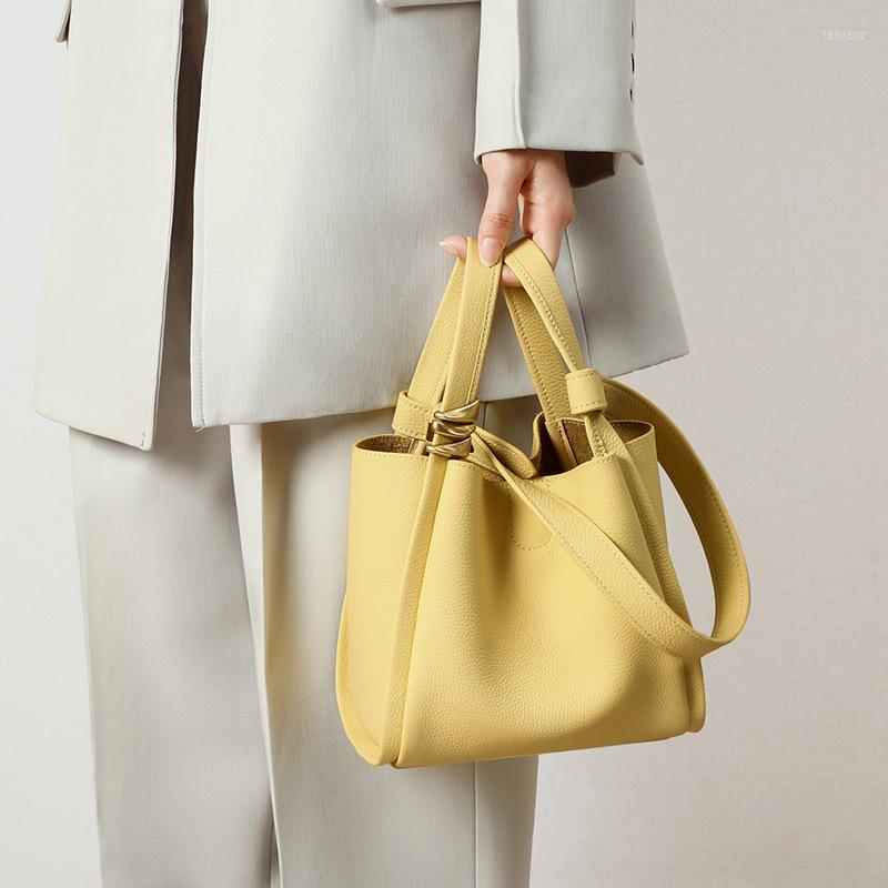 Evening Bags Genuine Leather Bucket For Women 2022 Luxury Designer High Quality Female Shoulder Bag Ladies Purses And Handbags Yellow, Beige
Evening Bags Genuine Leather Bucket For Women 2022 Luxury Designer High Quality Female Shoulder Bag Ladies Purses And Handbags Yellow, Beige