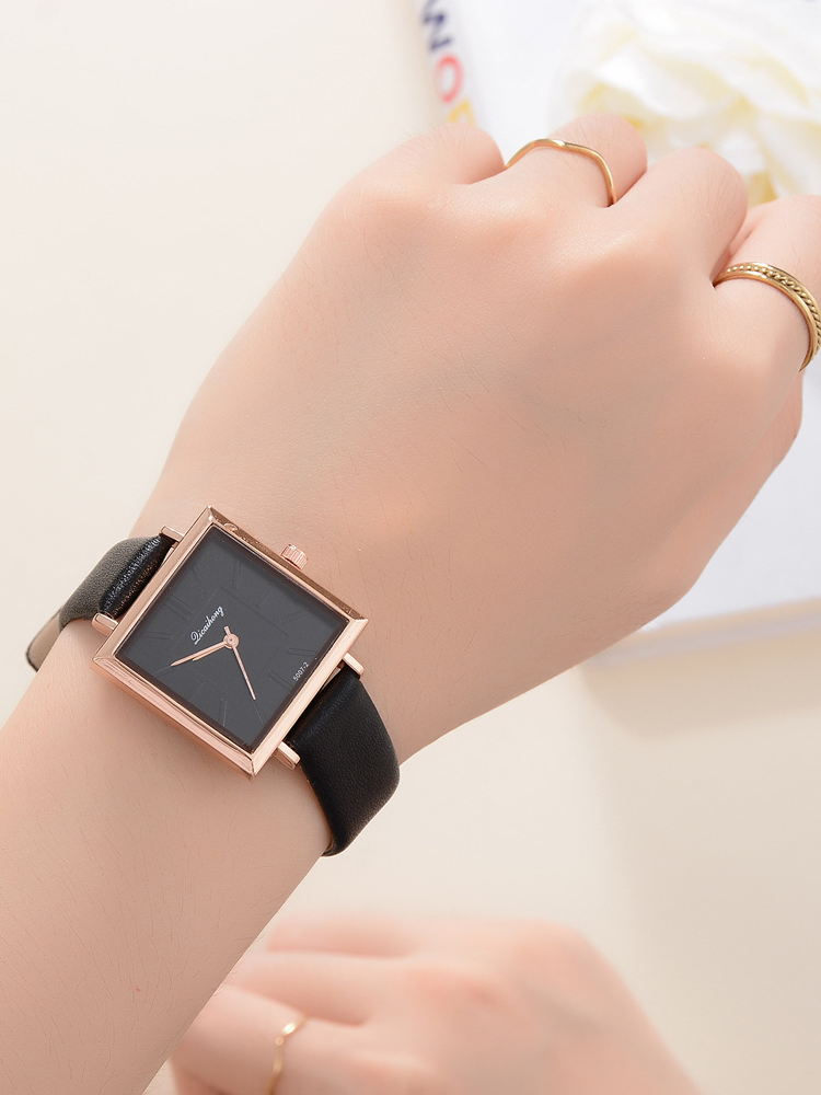 HBP Women Quartz Watches Luxury Leather Fashion Ladies Quartz Wristwatch Simple Casual Square-shaped Dial Dress Watch Montres de luxe, Color 2
HBP Women Quartz Watches Luxury Leather Fashion Ladies Quartz Wristwatch Simple Casual Square-shaped Dial Dress Watch Montres de luxe, Color 2