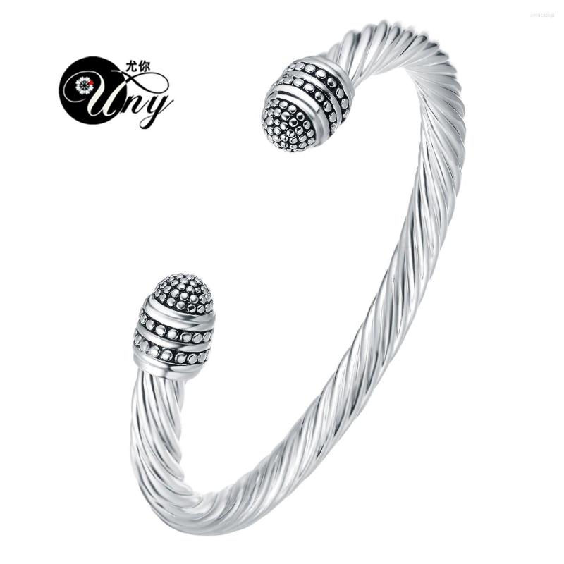 Bangle UNY Bracelet Twisted Wire Retro Antique Love Bangles Dots Free Ship Vintage Valentine Christmas Gift Women Coil Bracelets
Bangle UNY Bracelet Twisted Wire Retro Antique Love Bangles Dots Free Ship Vintage Valentine Christmas Gift Women Coil Bracelets