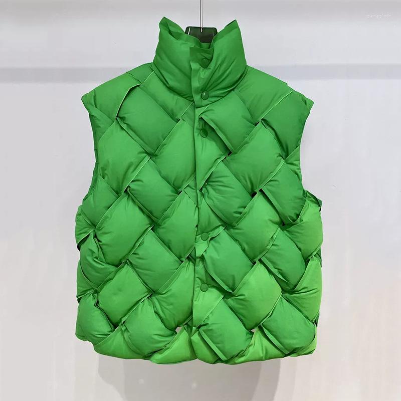 Women's Vests Hand Woven Diamond Vest Women's Winter Fashion Design Loose Warm Coat