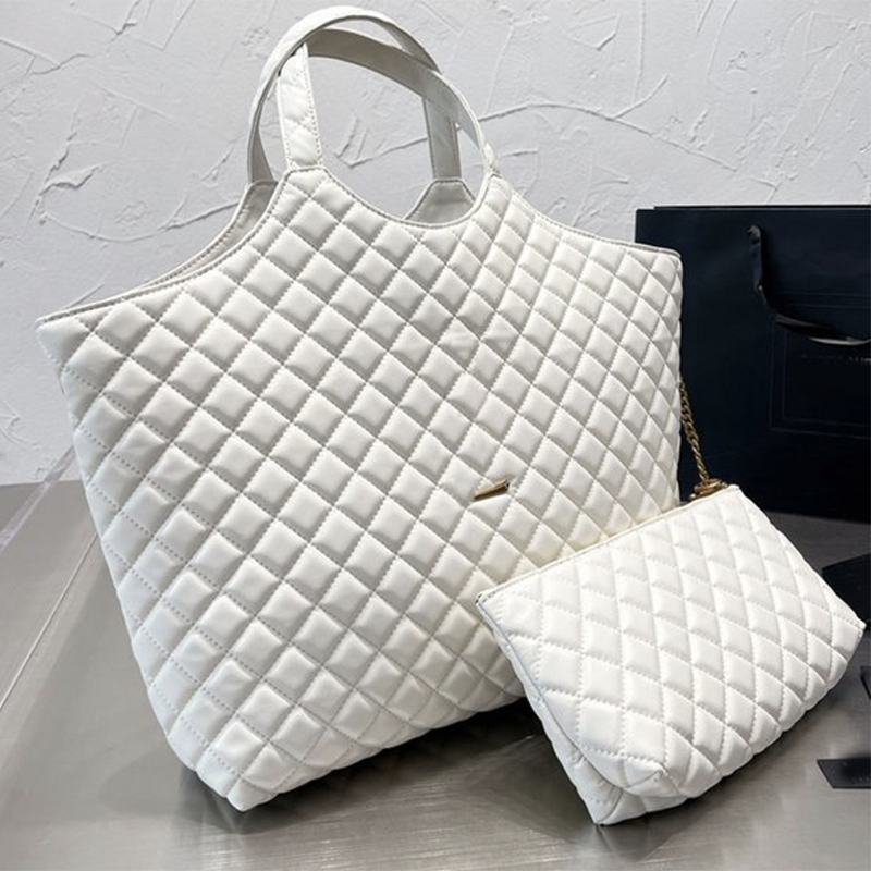 Luxurys designer bags large capacity real leather bag Beach Shopping Bag Women Lattice Handbag Purse travel icare maxi in quilted lambskin on The Go Tote briefcase, White
Luxurys designer bags large capacity real leather bag Beach Shopping Bag Women Lattice Handbag Purse travel icare maxi in quilted lambskin on The Go Tote briefcase, White