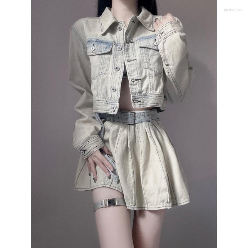 Work Dresses Pure Desire Washed Grinding White Safari Style Denim Jacket Women Skirt Autumn 2022 Short Coat Pleated Female 2 Piece Set
Work Dresses Pure Desire Washed Grinding White Safari Style Denim Jacket Women Skirt Autumn 2022 Short Coat Pleated Female 2 Piece Set