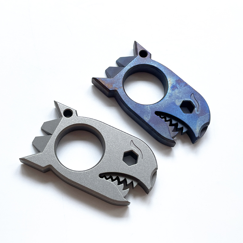 Shark Style CNC Titanium TC4 Outdoor Survival Finger Tactical Multi EDC Opener Crowbar Prybar wrench Portable key Chain Broken window Tool
Shark Style CNC Titanium TC4 Outdoor Survival Finger Tactical Multi EDC Opener Crowbar Prybar wrench Portable key Chain Broken window Tool