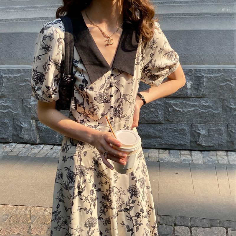 Casual Dresses 2022 Summer French Vintage Midi Dress Women Elegant V-neck Korean Flower Long Female Causal Holiday Party Beach Chic, Flower long dress
Casual Dresses 2022 Summer French Vintage Midi Dress Women Elegant V-neck Korean Flower Long Female Causal Holiday Party Beach Chic, Flower long dress