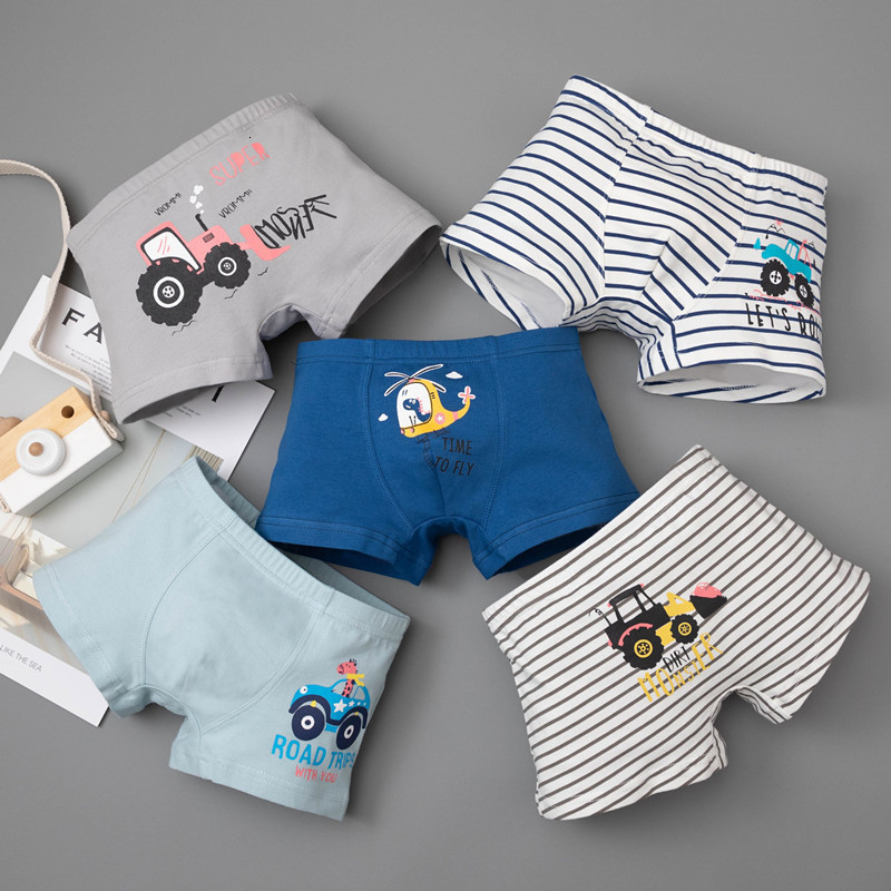 Panties 5Pcs lot Boys 100 Cotton Flat Angle Baby Boy Cartoon Print Four Corners Underwear Children Comfortable 3 10 Y 221205