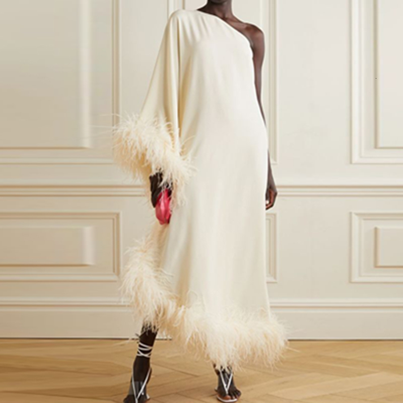 Party Dresses Women Sexy Diagonal Collar Feather Spring One Shoulder Backless Long Autumn Solid Hollow Irregular Maxi 221203