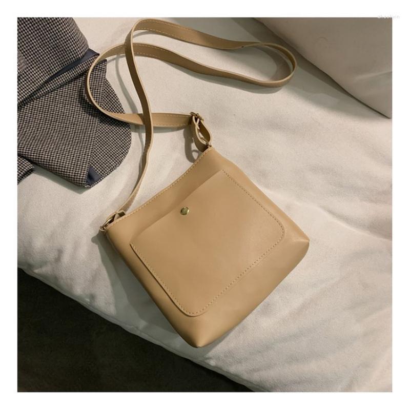 Evening Bags Small Shoulder Crossbody Fashion PU Leather Purses And Handbags For Women 2022 Designer Luxury Tote Bag Bolso Mujer, Brown
Evening Bags Small Shoulder Crossbody Fashion PU Leather Purses And Handbags For Women 2022 Designer Luxury Tote Bag Bolso Mujer, Brown