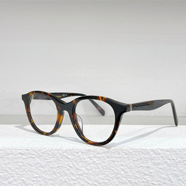 Optical Eyeglasses For Men and Women Retro Style 41464 Anti-blue light lens Square plate frame with box
Optical Eyeglasses For Men and Women Retro Style 41464 Anti-blue light lens Square plate frame with box