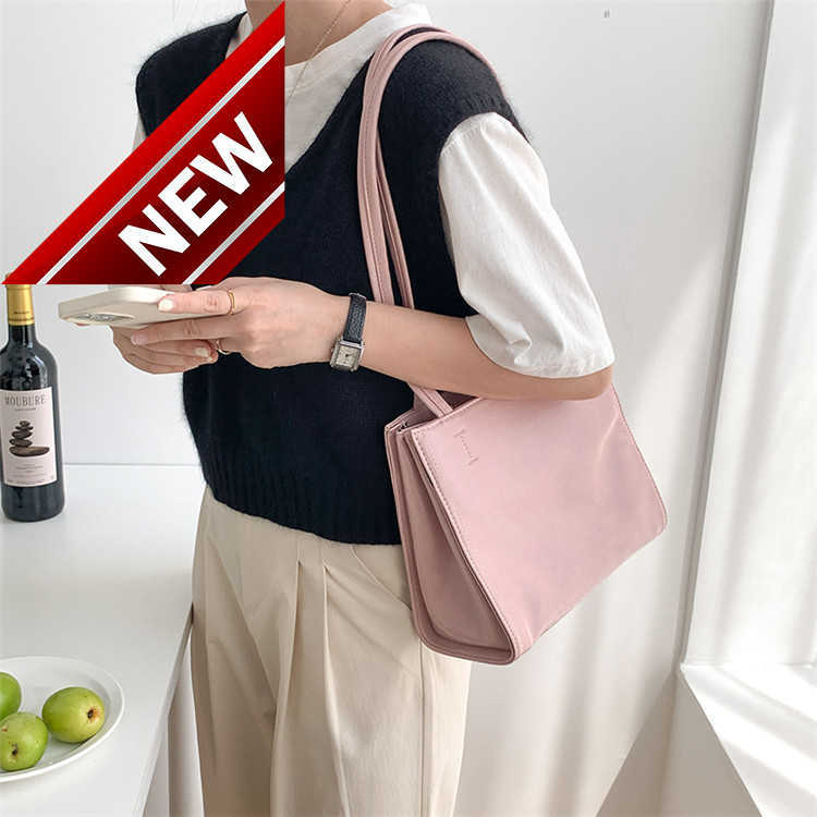 Designer Bags for Women 2023 New Women's Minority Fashion Arc De Triomphe Tote Bag Large Capacity Shoulder Versatile Factory Direct Sales, Black7
Designer Bags for Women 2023 New Women's Minority Fashion Arc De Triomphe Tote Bag Large Capacity Shoulder Versatile Factory Direct Sales, Black7
