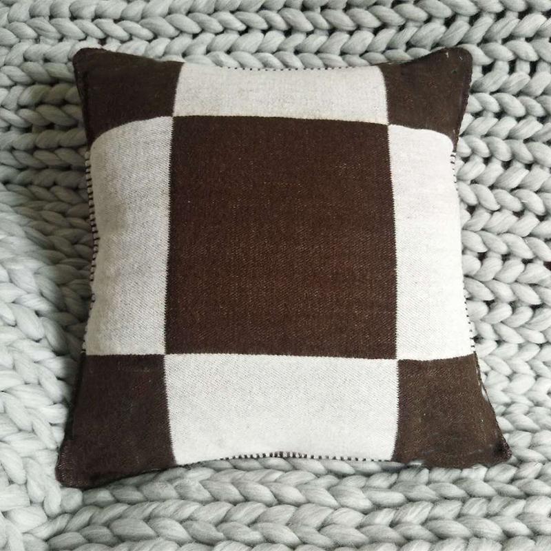 Pillow Case letter pillow case cashmere designer pillowcase woven jacquard 4545cm 6565cm custom cushion cover sofa wool covers heat 26W0117